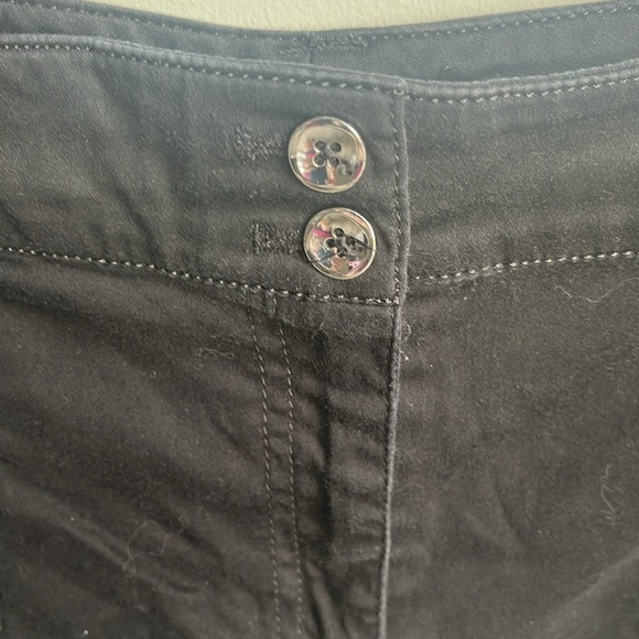 Women shorts size 12  White Black House market 8 full pockets-Black - Picture 3 of 8